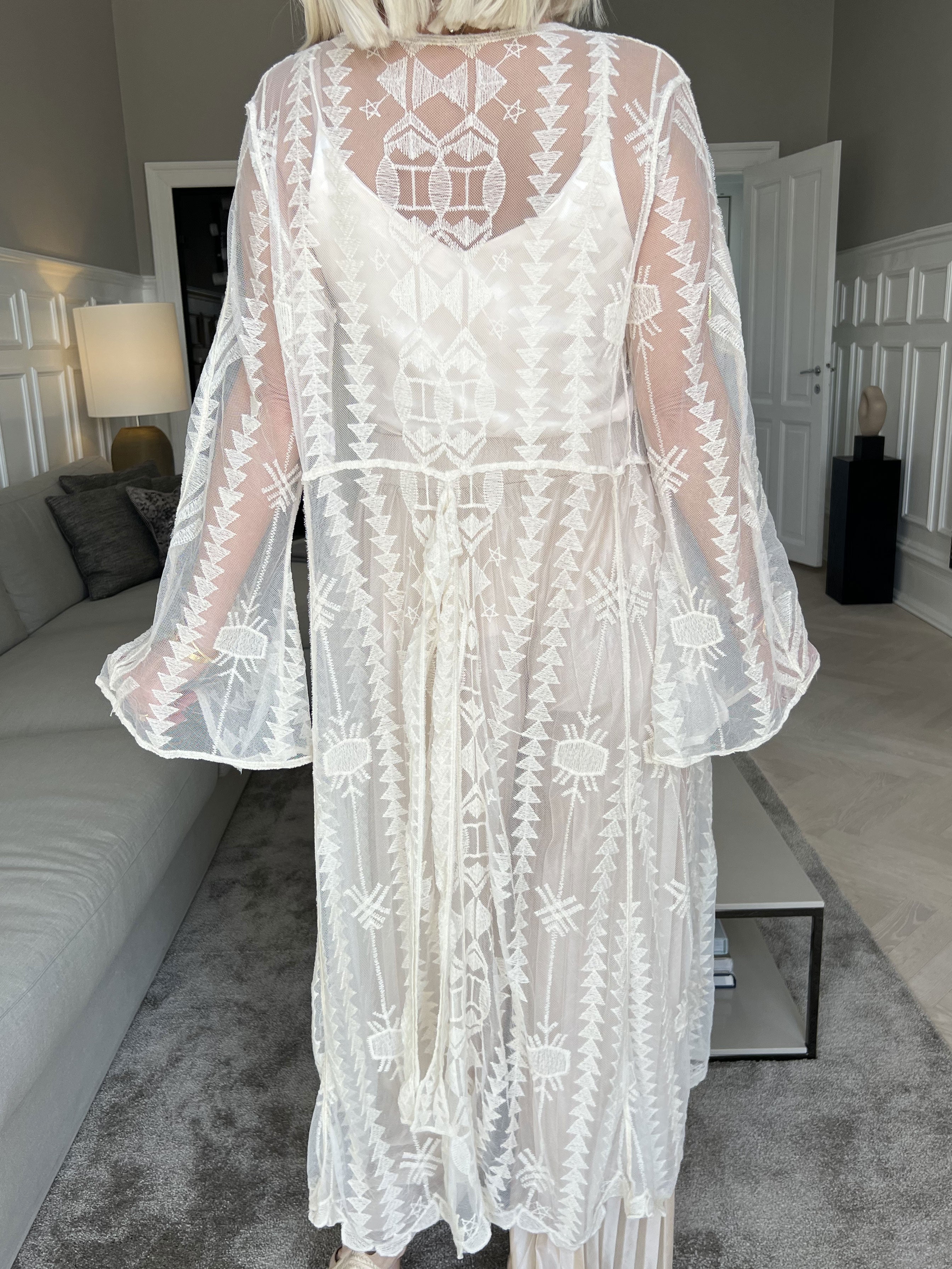 Ida - Lång transparent spetskimono